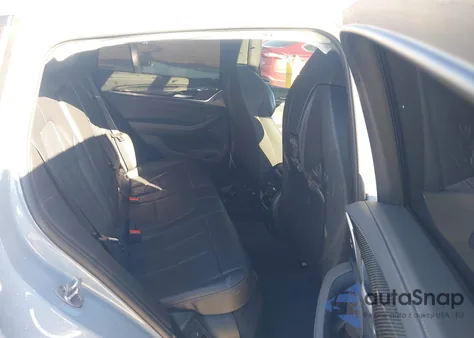 2024 BMW X4 M z USA, uszkodzony, nr VIN 5YM23EC03R9U11806